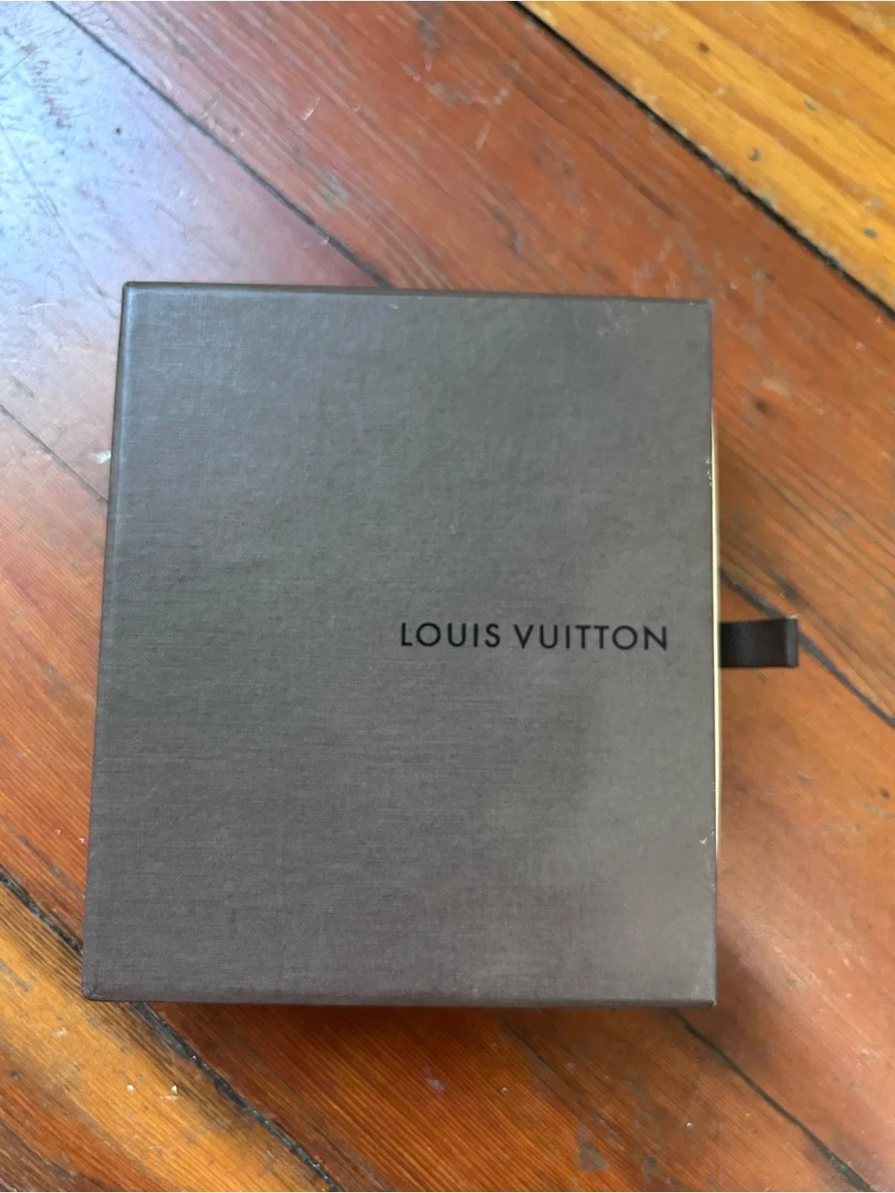 Louis Vuitton Small shopping bag, wallet box, and dust bag